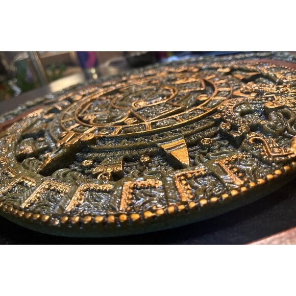 Vtg 18" Aztec Mayan Calendar Wall Art Green Malachite Stone Wood Frame Velvet Ac - Picture 5 of 8